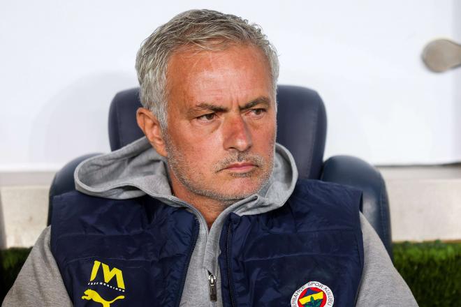 José Mourinho, en un partido con el Fenerbahçe (Foto: Cordon Press)