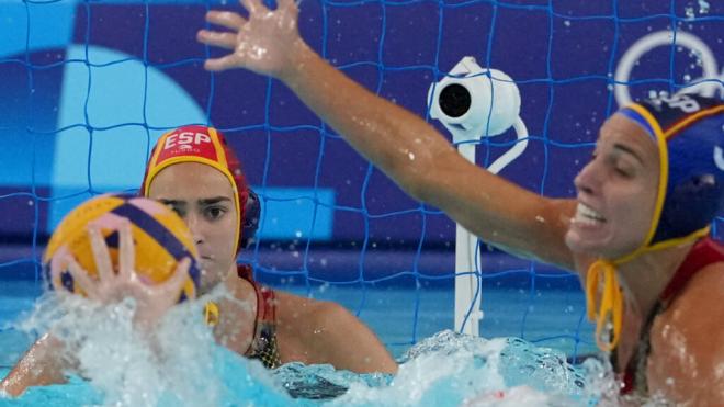 Laura Ester, durante un partido con España (foto: Cordon Press).