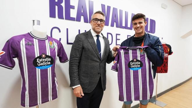 Luis Huerta, homenajeado en el José Zorrilla (Foto: Real Valladolid).