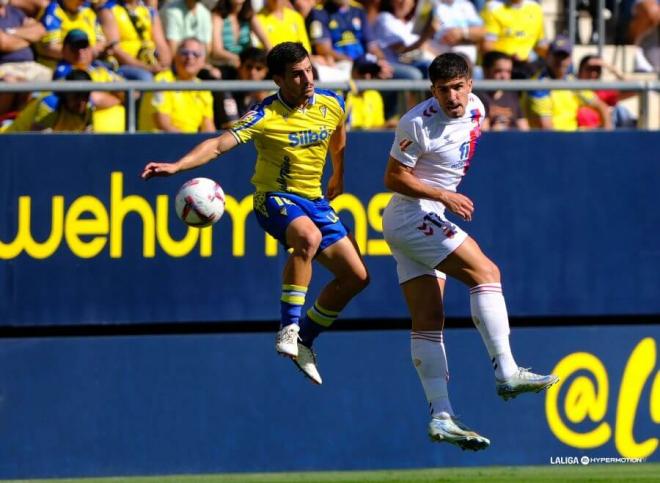 Matos, durante el Cádiz - Eldense (Foto: LaLiga).