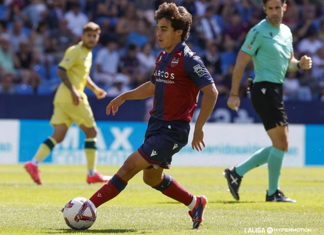 Gol de Carlos Álvarez en el Levante - Almería (Foto: LALIGA).