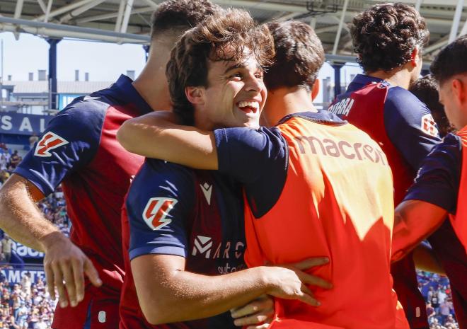 Gol de Carlos Álvarez en el Levante - Almería (Foto: LALIGA).