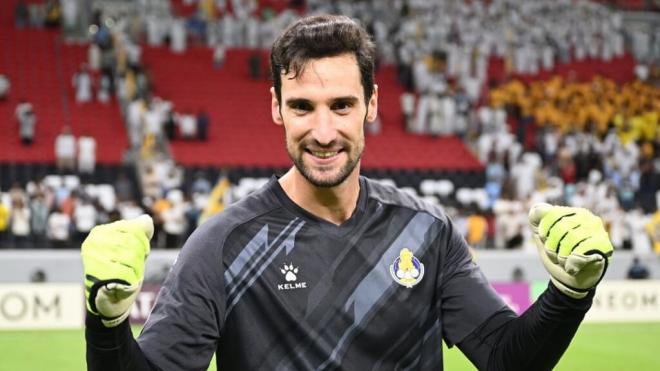 Sergio Rico celebra su primer partido tras dos años y medio (@sergioricogonzalez1)