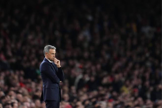 Luis Enrique en el Emirates Stadium (Foto: Cordon Press)