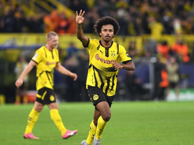 Karim Adeyemi celebra su 'hat-trick' en el Borussia Dortmund-Celtic (Foto: Cordon Press).