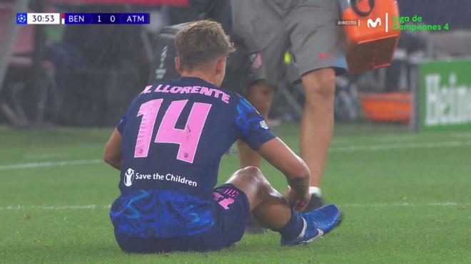 Marcos Llorente, lesionado en la primera mitad ante el Benfica (Fuente: Movistar+)