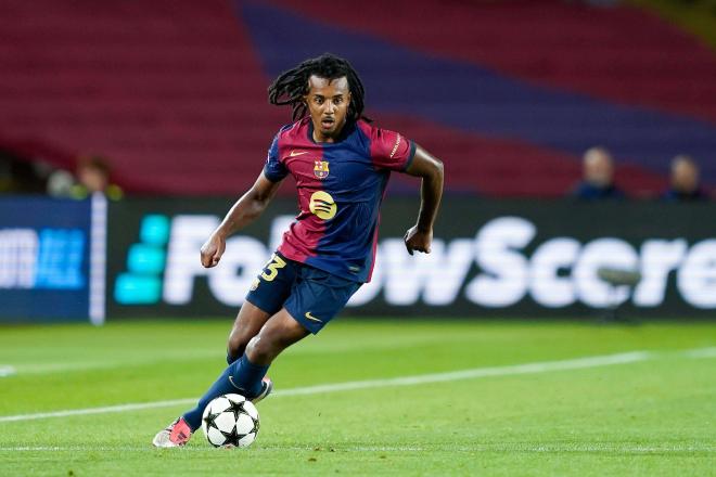 Jules Koundé, en un partido con el Barça (Foto: Cordon Press).