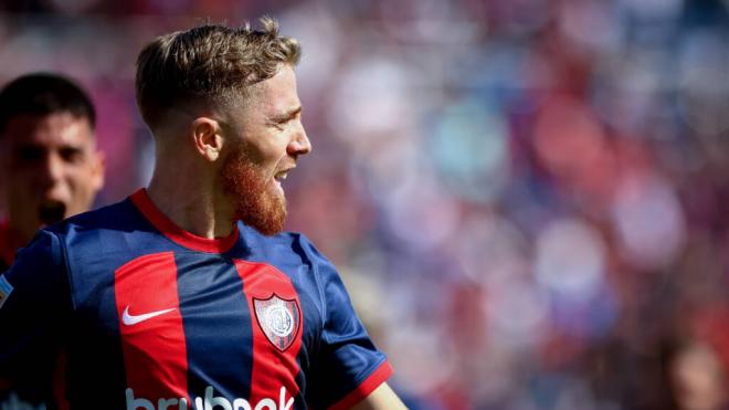 Iker Muniain durante un partido de San Lorenzo (Fuente: Cordon Press)