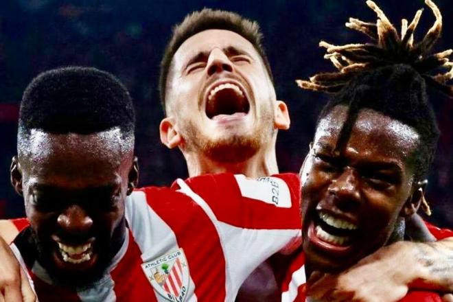 Oihan Sancet y los hermanos Iñaki y Nico Williams celebran un gol en San Mamés en la UEFA Europa League (Foto: Athletic Club).