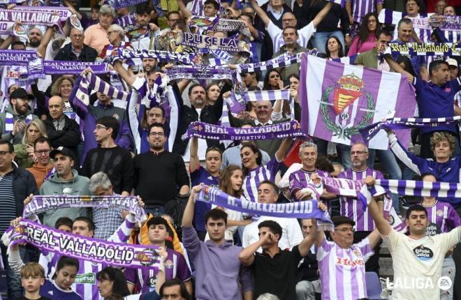 La afición del Pucela, en las gradas de Zorrilla (Foto: LaLiga).