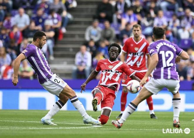 Lance del Valladolid-Rayo (Foto: LaLiga).