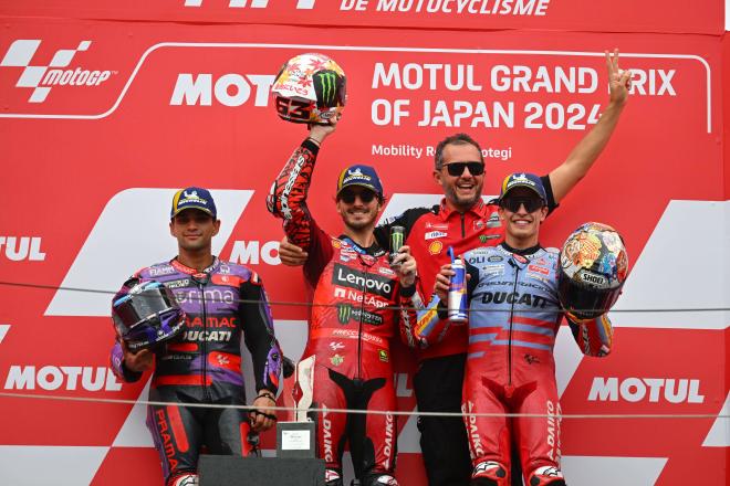 Bagnaia, Jorge Martín y Márquez en el podio de Motegi (Foto: Cordon Press)