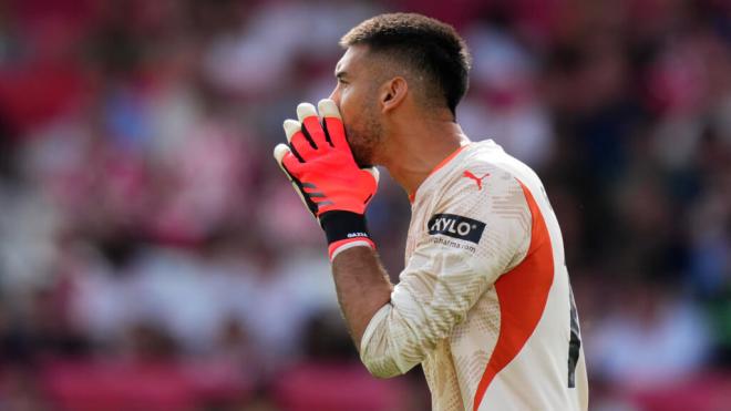 Paulo Gazzaniga durante el partido ante el Athletic (Fuente: EFE)