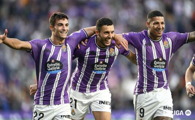 Lucas Rosa y Marcos André celebran el gol de Amallah.