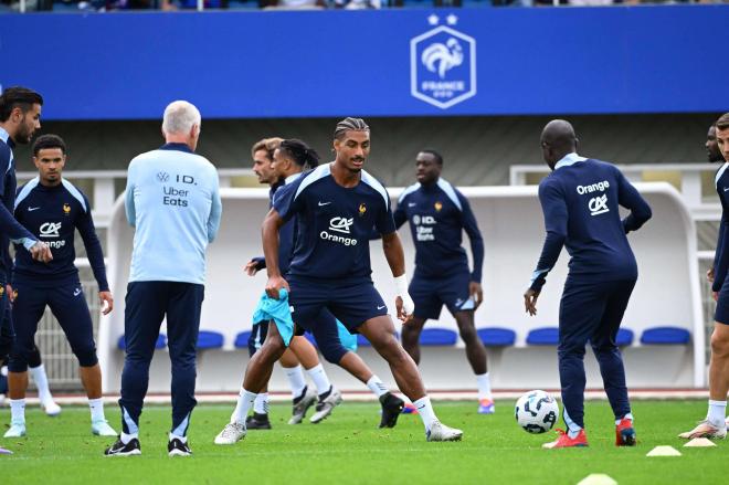 Badé, en la concentración de la selección francesa (Foto: Cordon Press).