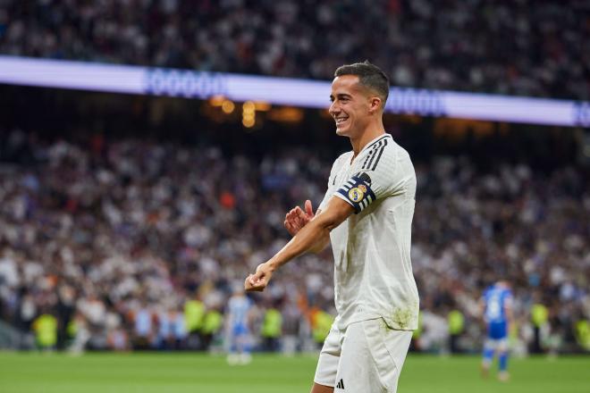 Lucas Vázquez celebrando un gol con el Real Madrid (Foto: Cordon Press).