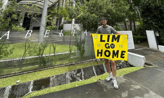 Dani Cuesta, el aficionado retenido en Singapur