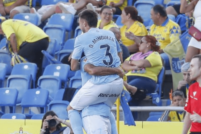 Óscar Mingueza y Borja Iglesias celebran el gol ante Las Palmas (Foto: LaLiga).