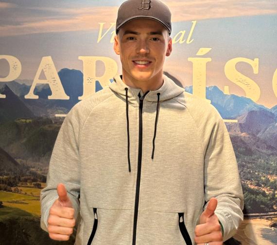 Fede Viñas, en su llegada a Oviedo (Foto: Real Oviedo).