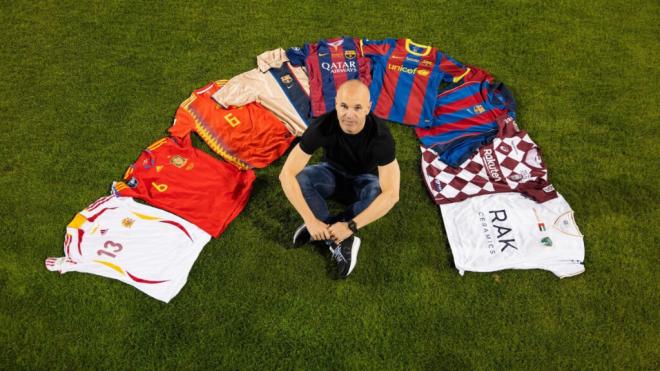 Andrés Iniesta tras alcanzar los 1000 partidos profesionales (Europa Press)