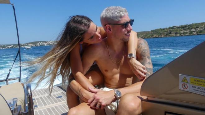 Fede Valverde y Mina Bonino de vacaciones (Foto: @minabonino en Instagram)