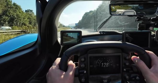 El punto de vista del conductor del Aston Martin Valkyrie (YouTube)