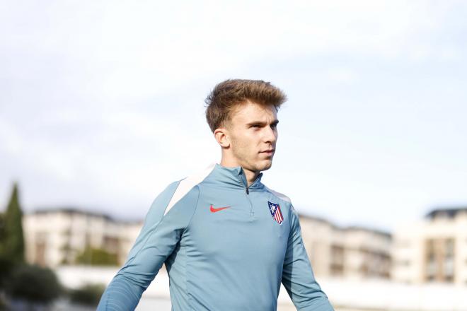 Pablo Barrios, en una sesión con el Atlético (Foto: ATM).