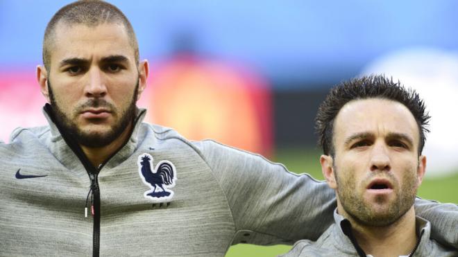 Karim Benzema junto a Valbuena (Cordon Press)