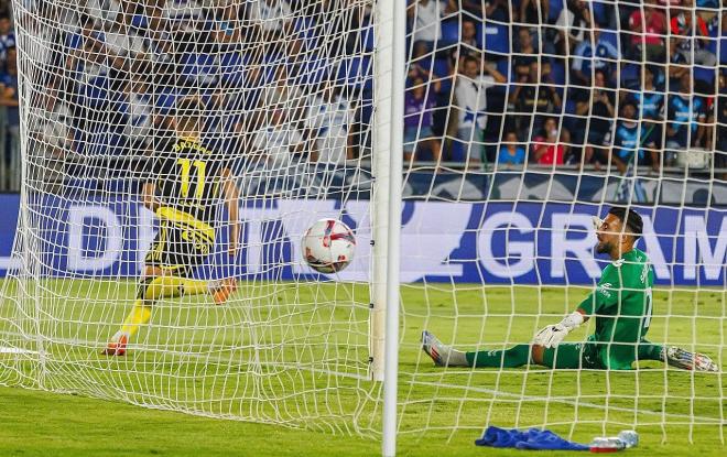 Samer Bazdar marca gol al Tenerife (Foto: Real Zaragoza).