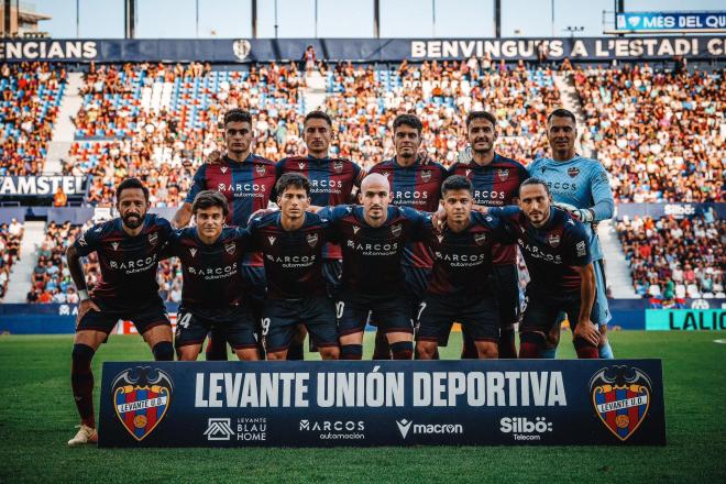 El once titular del Levante UD.