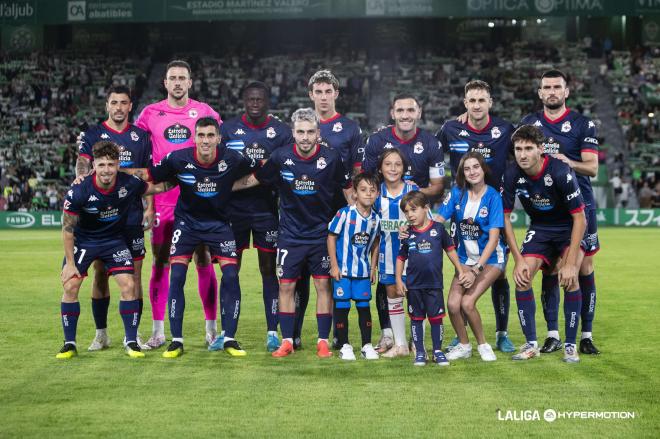 Once inicial del Dépor en el Martínez Valero (Foto: LALIGA).