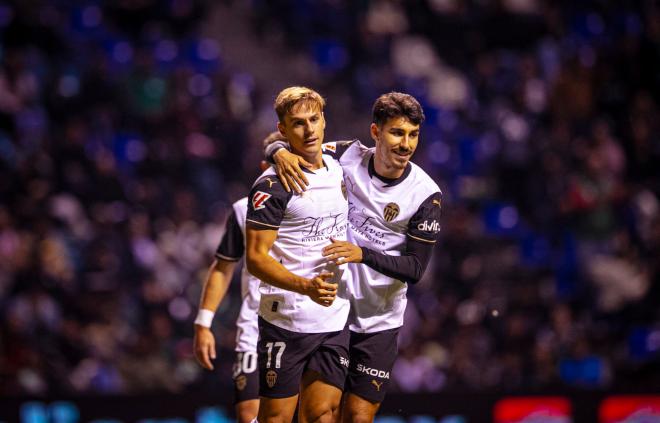 Dani Gómez, ante México (Foto: Valencia CF).