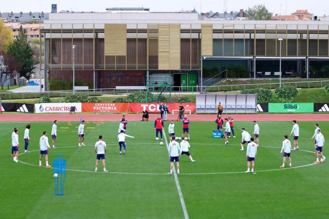 Entrenamiento de la selección española de fútbol (FOTO: EFE).