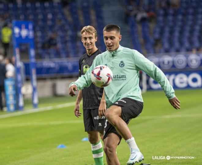 Jon Karrikaburu, durante su cesión en el Racing de Santander (Foto: LALIGA).