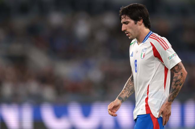 Sandro Tonalli, durante un partido con la Selección de Italia en la Nations League (foto: Cordon P