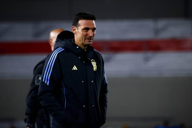 Scaloni, entrenador de Argentina durante un partido (Foto: Cordon Press).