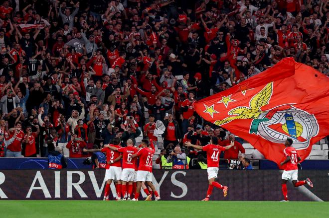 El Benfica celebrando un gol en Champions (Foto: Cordon Press).