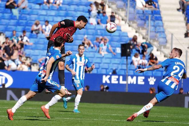 Lance del juego en el Espanyol-Mallorca (Foto: Cordon Press).