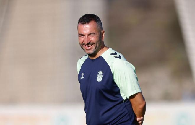 Diego Martínez, en un entrenamiento de Las Palmas (Foto: UDLP).