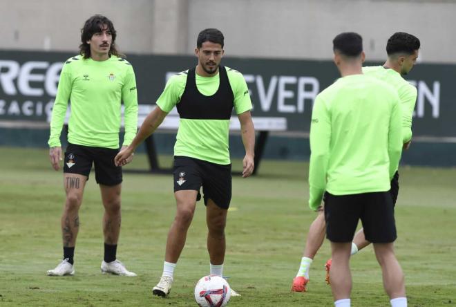 Héctor Bellerín y Pablo Fornals (foto: Kiko Hurtado).