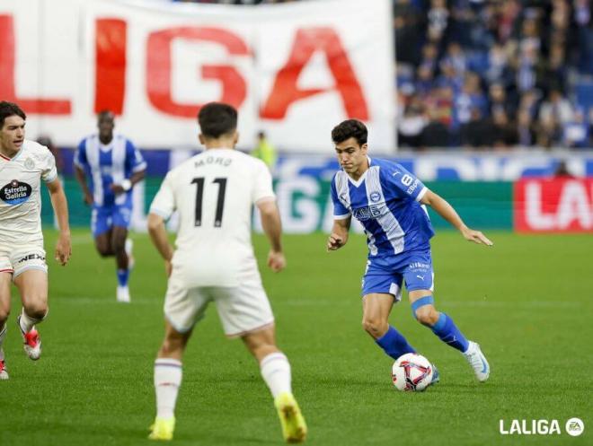 Lance del Alavés - Real Valladolid en Mendizorroza.