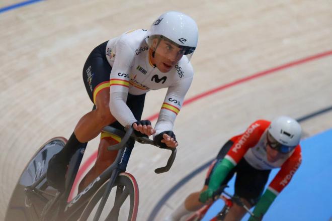 Sebastián Mora, durante la prueba en la que logró el oro mundial (Foto: RFECiclismo).