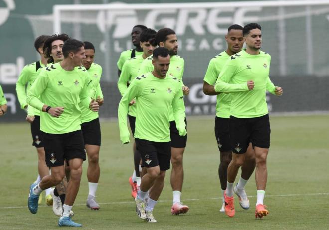 Imagen de un entrenamiento del Real Betis (foto: Kiko Hurtado).