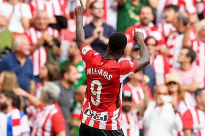 Iñaki Williams celebra un gol ante el Espanyol en San Mamés (Foto: Athletic Club).