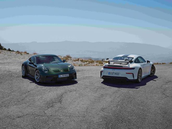 Porsche relanza el 911 GT3 con dos versiones.