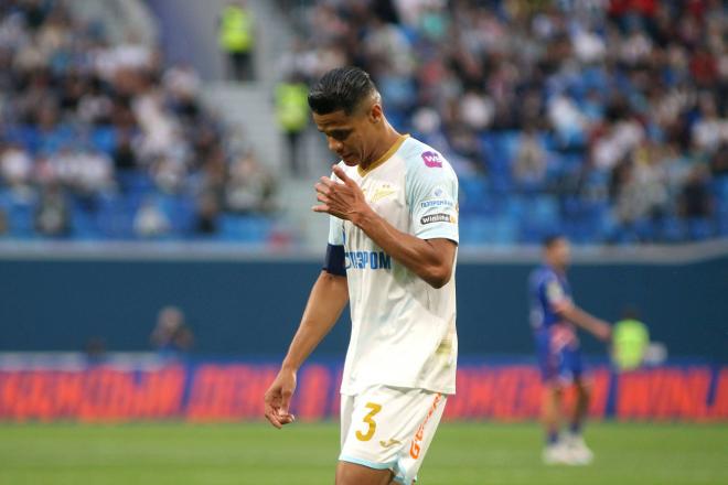 Douglas Santos, en un partido del Zenit (FOTO: Cordón Press).