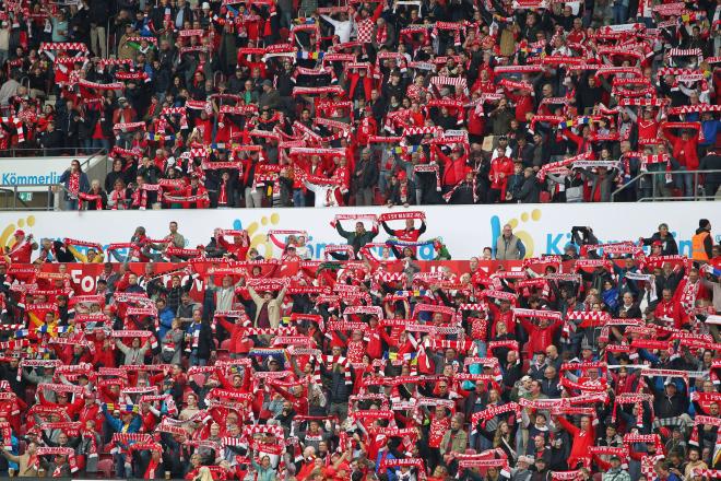 Aficionados del Mainz 05 (FOTO: Cordón Press).