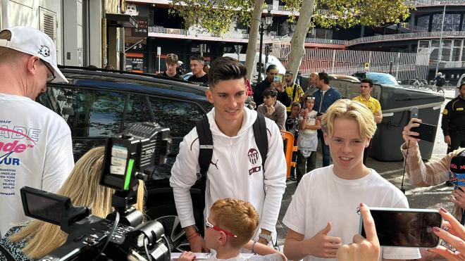 Convocatoria del Valencia CF con Gayà