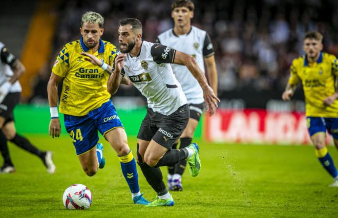 Luis Rioja, ante la UD Las Palmas (Foto: Valencia CF).