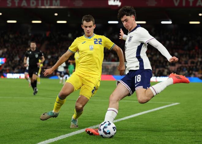 Archie Gray, jugando con Inglaterra sub 21 (Foto: Cordon Press).